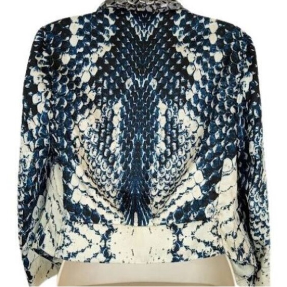 INC International Concepts Womens Crop Blazer Jacket Blue Silky Snake Print M - Picture 2 of 6